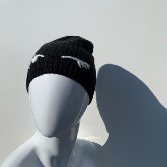 KATE SPADE Winking Beanie | NWT - Picture 9 of 10